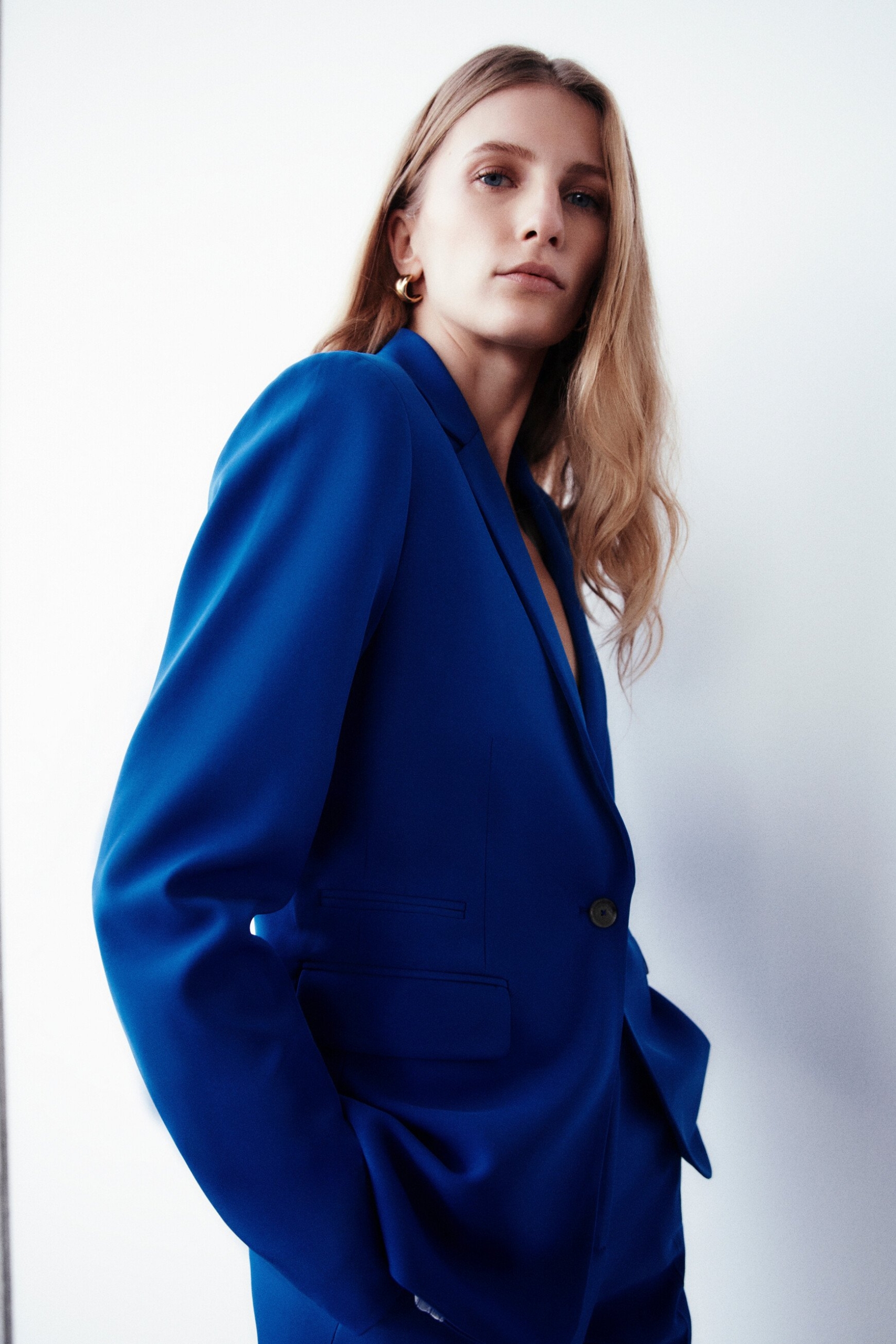 blazer-antea-b-bleu-electrique-femme-vue2-35967722110221044